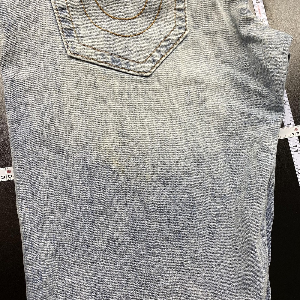 True Religion Geno Jeans Mens 31Wx33 Light Wash Slim Straight Denim Stretch - Picture 15 of 16